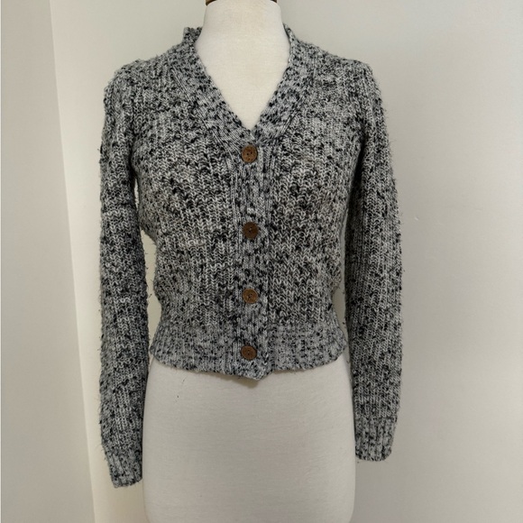 Cardigan - Picture 3 of 5